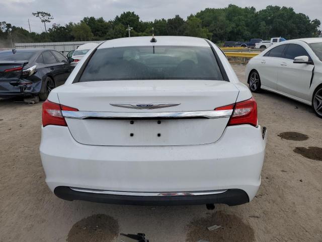 Photo 6 from auction – 2013 CHRYSLER 200 TOURIN with VIN 1C3CCBBB8DN570582