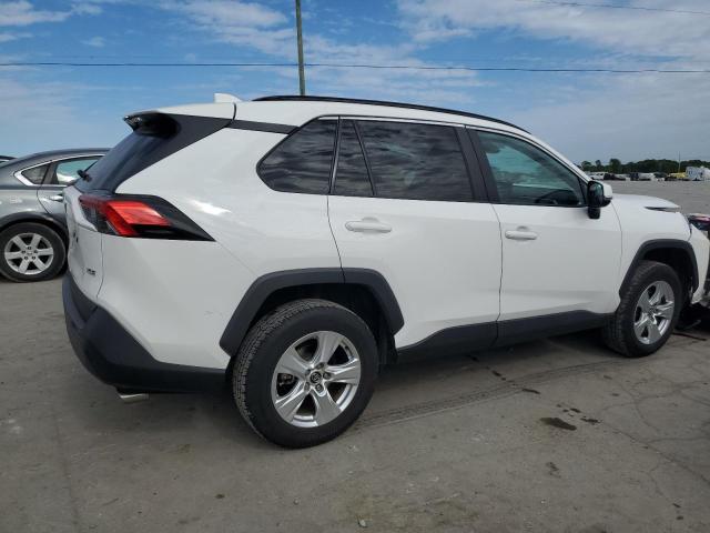 Photo 3 from auction – 2020 TOYOTA RAV4 XLE with VIN 2T3W1RFVXLC045284