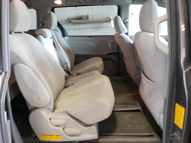 Photo 11 from auction – 2014 TOYOTA SIENNA LE with VIN 5TDKK3DC9ES442398