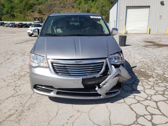 Photo 5 from auction – 2013 CHRYSLER TOWN & COU with VIN 2C4RC1CG5DR796592