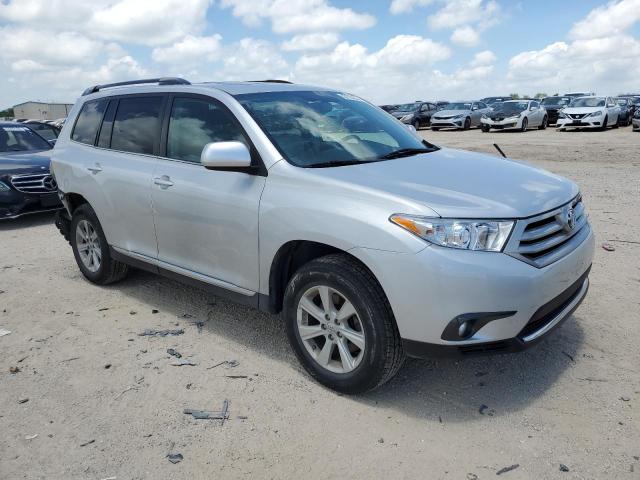 Фото 4 с аукциона – 2013 TOYOTA HIGHLANDER с VIN 5TDBK3EH1DS270232