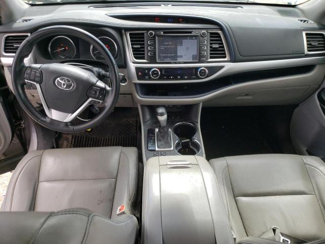 Photo 8 from auction – 2018 TOYOTA HIGHLANDER with VIN 5TDJZRFH5JS828040
