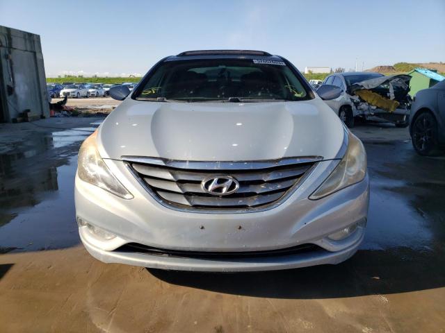 Фото 5 с аукциона – 2012 HYUNDAI SONATA SE с VIN 5NPEC4AB9CH430119
