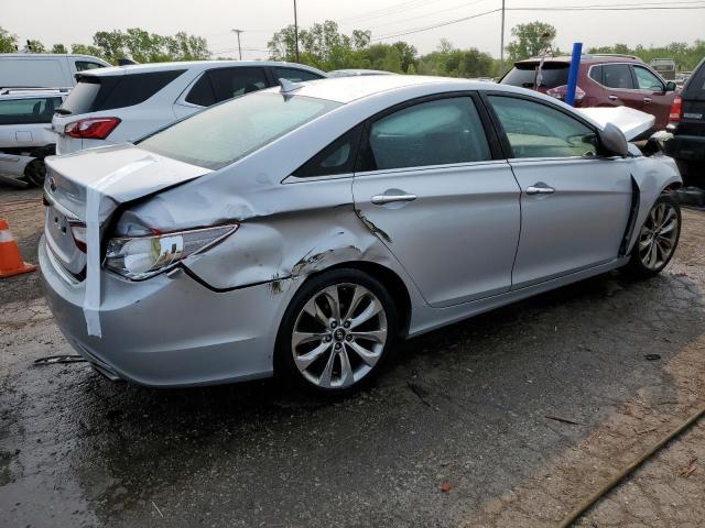 Photo 3 from auction – 2011 HYUNDAI SONATA SE with VIN 5NPEC4AC7BH098298