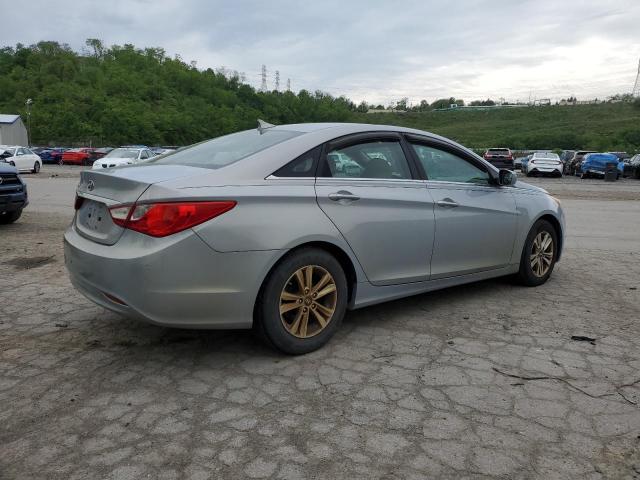 Photo 3 from auction – 2011 HYUNDAI SONATA GLS with VIN 5NPEB4AC5BH142091