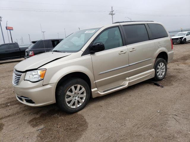 CHRYSLER TOWN & COU 2016 with VIN 2C4RC1BG5GR142147 - Photo from auction
