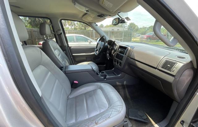 Photo 5 from auction – 2005 FORD EXPLORER X with VIN 1FMZU63KX5UA10428