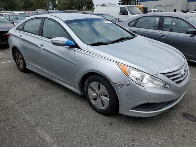 Photo 4 from auction – 2014 HYUNDAI SONATA with VIN 5NPEB4AC0EH811596