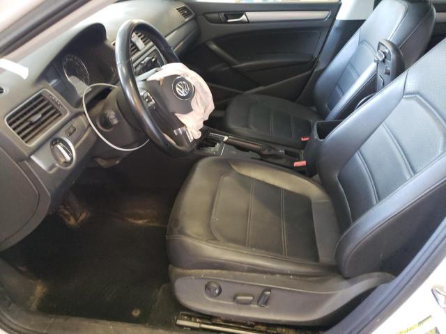 Photo 7 from auction – 2015 VOLKSWAGEN PASSAT S with VIN 1VWAT7A36FC020142