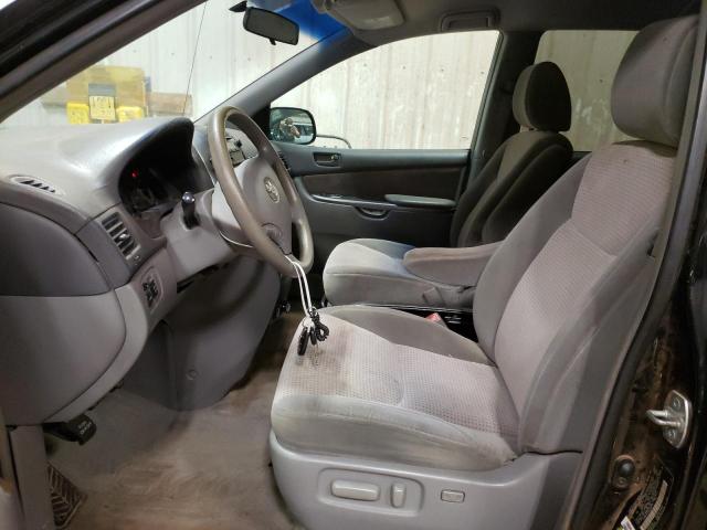 Photo 7 from auction – 2010 TOYOTA SIENNA CE with VIN 5TDKK4CC9AS298319