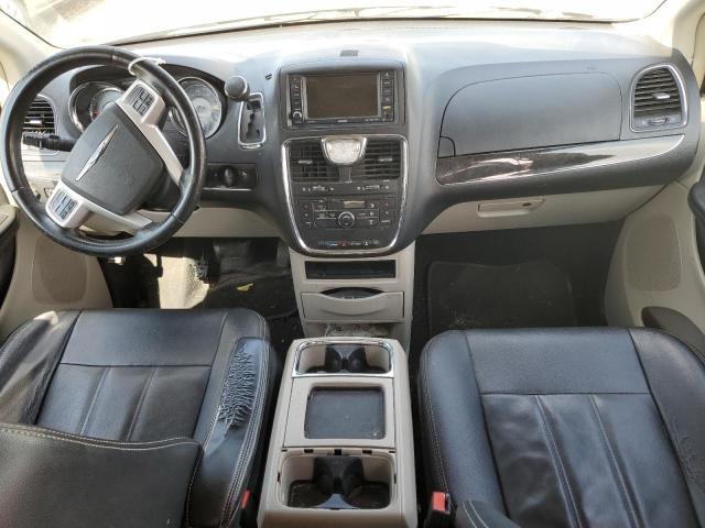 Photo 8 from auction – 2016 CHRYSLER TOWN & COU with VIN 2C4RC1BG7GR291742
