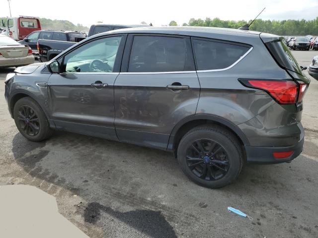 Photo 2 from auction – 2019 FORD ESCAPE SE with VIN 1FMCU9GDXKUB09152