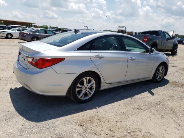 Photo 3 from auction – 2012 HYUNDAI SONATA SE with VIN 5NPEC4AC9CH410929
