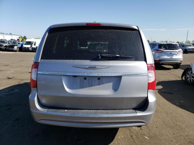 Photo 6 from auction – 2016 CHRYSLER TOWN & COU with VIN 2C4RC1BG1GR156997