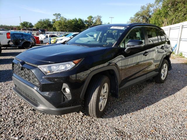 Photo 1 from auction – 2021 TOYOTA RAV4 XLE with VIN 2T3W1RFV7MC092855