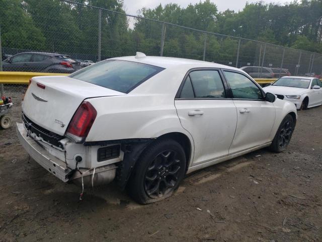 Photo 3 from auction – 2019 CHRYSLER 300 S with VIN 2C3CCAGG1KH634420