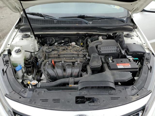 Photo 11 from auction – 2015 KIA OPTIMA LX with VIN KNAGM4A76F5649414