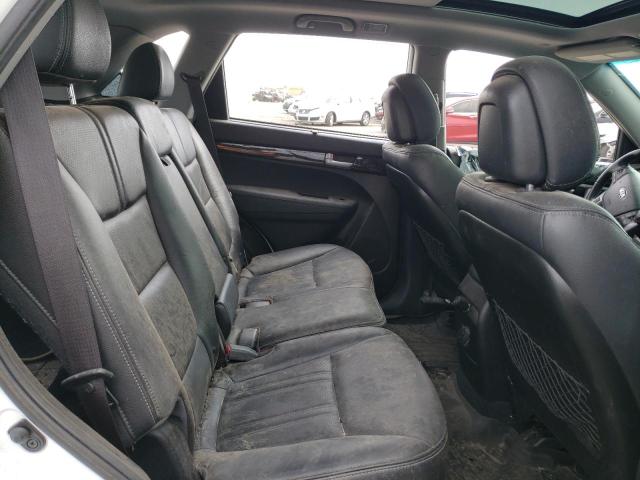 Photo 11 from auction – 2015 KIA SORENTO EX with VIN 5XYKU4A74FG659640
