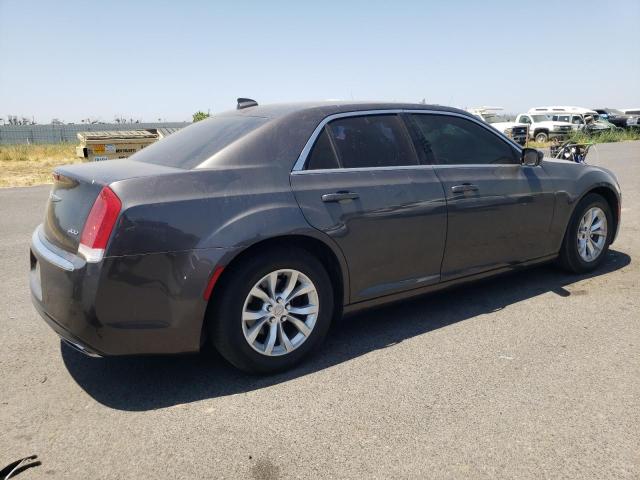 Photo 3 from auction – 2015 CHRYSLER 300 LIMITE with VIN 2C3CCAAG6FH859219
