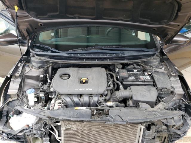 Photo 11 from auction – 2017 KIA FORTE LX with VIN 3KPFK4A75HE015829