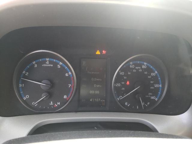 Photo 9 from auction – 2018 TOYOTA RAV4 LE with VIN 2T3ZFREV2JW434500