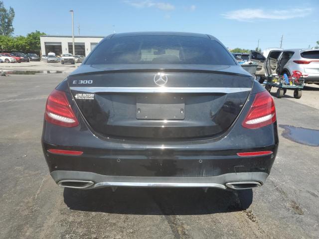 Photo 6 from auction – 2017 MERCEDES-BENZ E 300 with VIN WDDZF4JB8HA083511