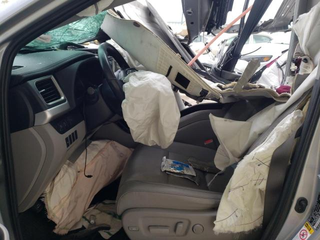 Photo 7 from auction – 2019 TOYOTA HIGHLANDER with VIN 5TDJZRFH5KS947854