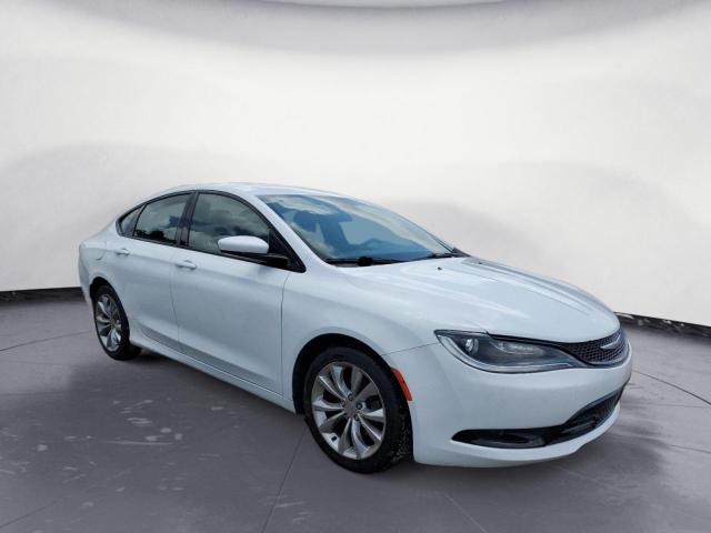Photo 4 from auction – 2015 CHRYSLER 200 S with VIN 1C3CCCBBXFN675830