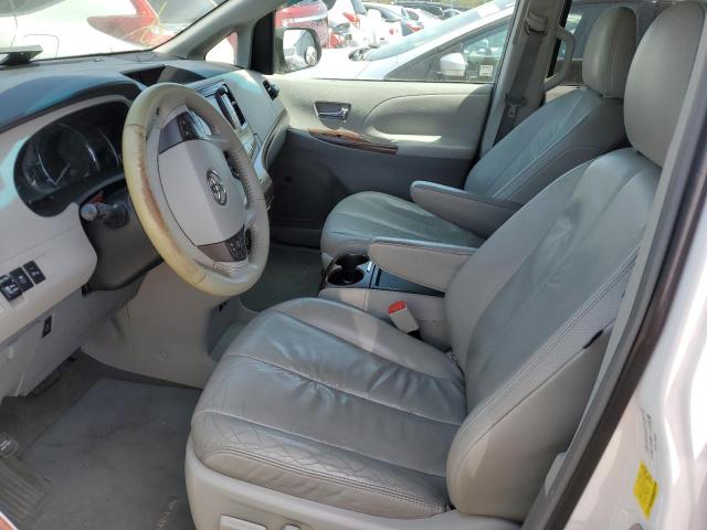 Photo 7 from auction – 2011 TOYOTA SIENNA XLE with VIN 5TDYK3DC1BS133322