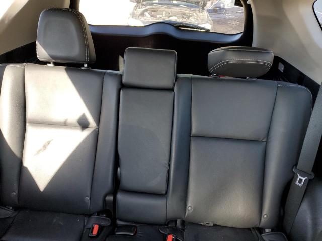 Photo 10 from auction – 2016 TOYOTA RAV4 LIMIT with VIN 2T3DFREV3GW501155