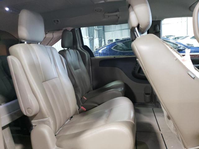Photo 11 from auction – 2013 CHRYSLER TOWN & COU with VIN 2C4RC1CG3DR683224