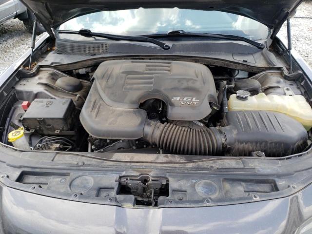 Photo 11 from auction – 2018 CHRYSLER 300 S with VIN 2C3CCABG9JH261777