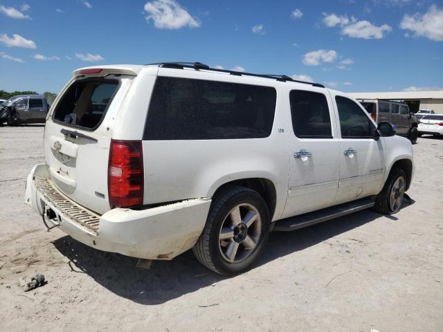 Photo 3 from auction – 2011 CHEVROLET SUBURBAN K with VIN 1GNSKKE37BR168323