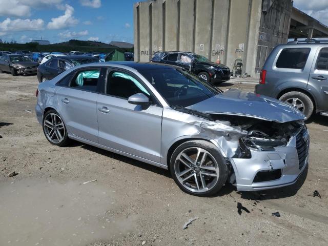 Photo 4 from auction – 2018 AUDI A3 PREMIUM with VIN WAUAUGFF9J1086334