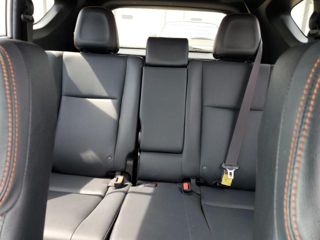 Photo 10 from auction – 2017 TOYOTA RAV4 SE with VIN JTMJFREV3HJ133305