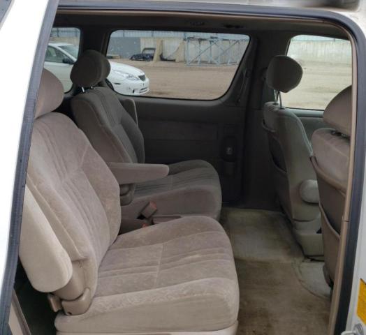 Photo 11 from auction – 2000 TOYOTA SIENNA LE with VIN 4T3ZF13C1YU248623