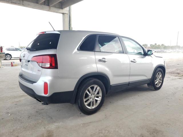 Photo 3 from auction – 2014 KIA SORENTO LX with VIN 5XYKT3A60EG445957