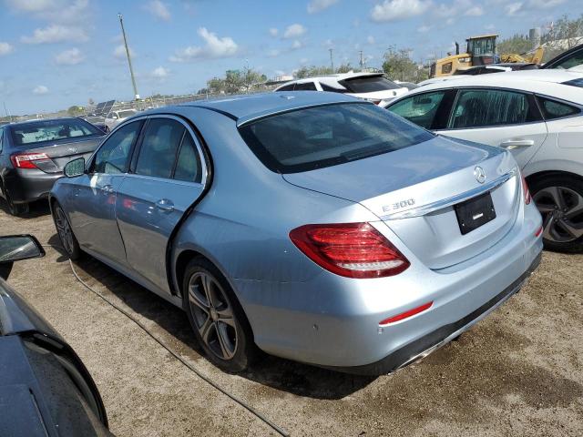 Photo 2 from auction – 2017 MERCEDES-BENZ E 300 with VIN WDDZF4JB1HA055081