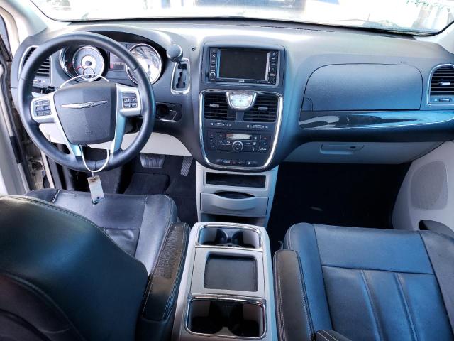 Photo 8 from auction – 2013 CHRYSLER TOWN & COU with VIN 2C4RC1BG0DR745051