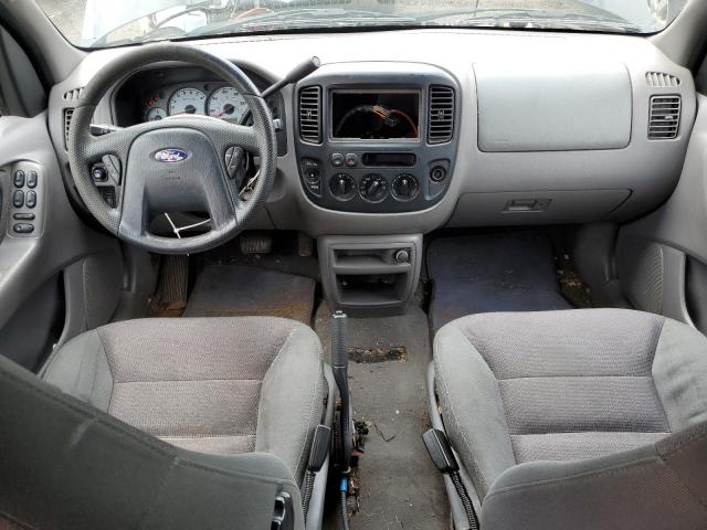 Photo 8 from auction – 2001 FORD ESCAPE XLT with VIN 1FMCU04181KB28864