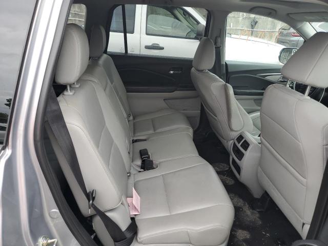 Photo 11 from auction – 2016 HONDA PILOT EXL with VIN 5FNYF6H68GB080026
