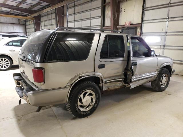 Photo 3 from auction – 2000 CHEVROLET BLAZER with VIN 1GNDT13W9Y2115136