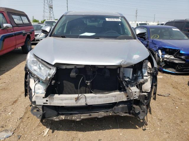 Photo 5 from auction – 2017 TOYOTA HIGHLANDER with VIN 5TDJZRFHXHS393848