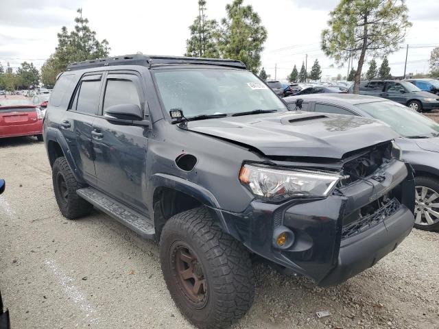 Фото 4 с аукциона – 2018 TOYOTA 4RUNNER SR с VIN JTEBU5JR4J5606750
