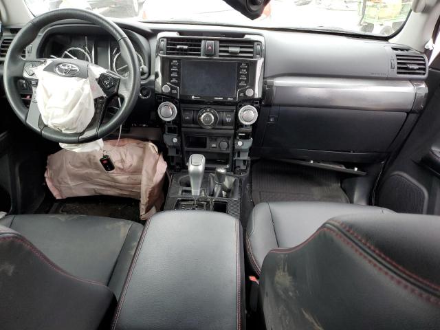 Photo 8 from auction – 2020 TOYOTA 4RUNNER SR with VIN JTEBU5JR3L5741530