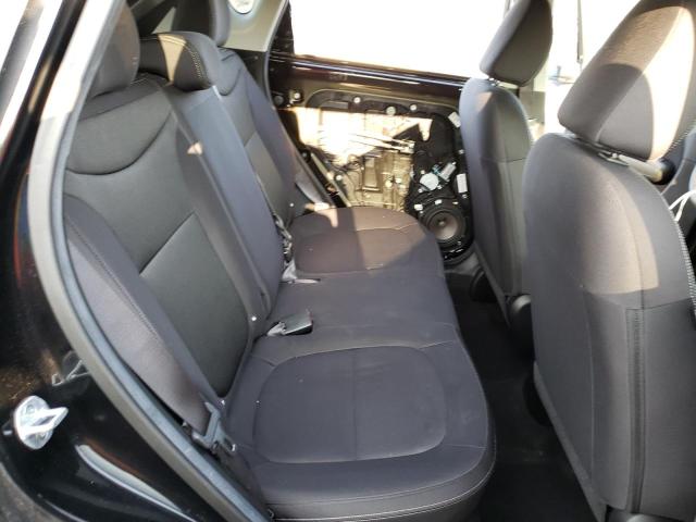Photo 11 from auction – 2015 KIA SOUL with VIN KNDJN2A21F7143072