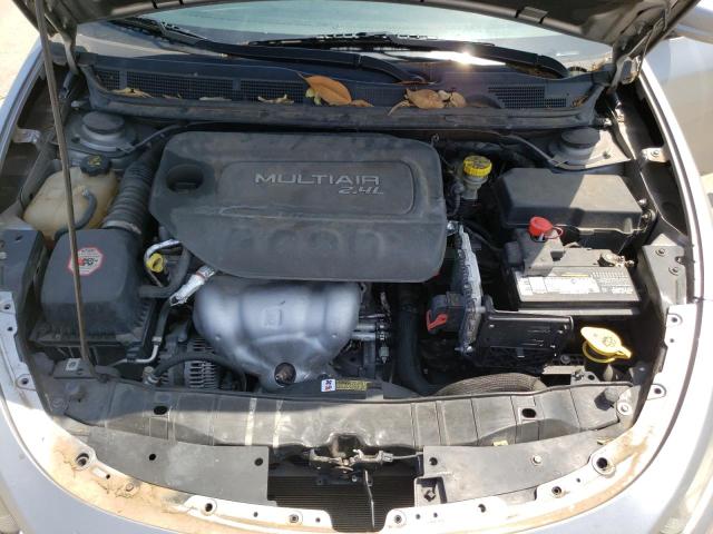 Photo 11 from auction – 2015 DODGE DART SXT with VIN 1C3CDFBBXFD226796