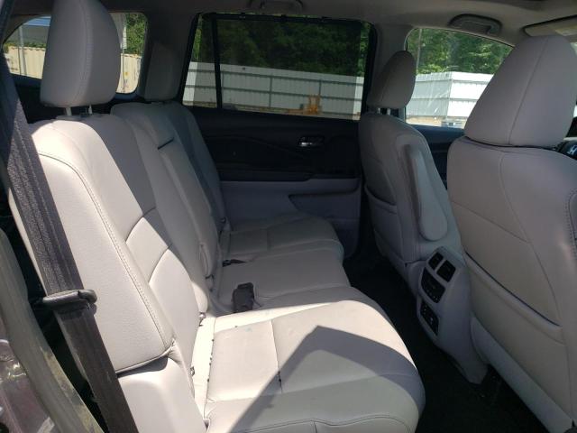 Photo 11 from auction – 2016 HONDA PILOT TOUR with VIN 5FNYF5H95GB032925