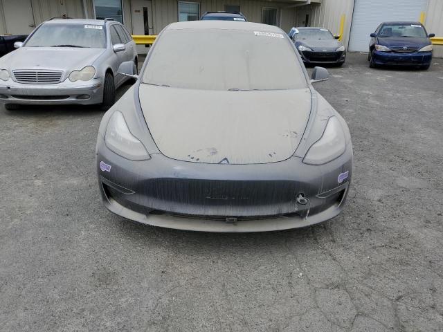 Photo 5 from auction – 2018 TESLA MODEL 3 with VIN 5YJ3E1EB4JF145656