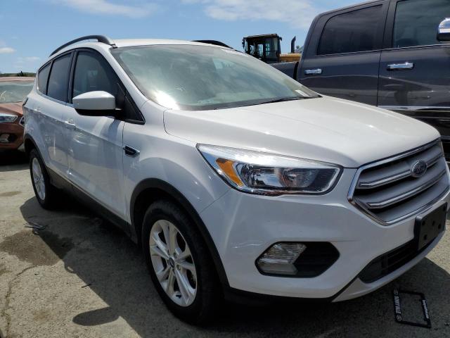 Photo 4 from auction – 2018 FORD ESCAPE SE with VIN 1FMCU0GD3JUC90833